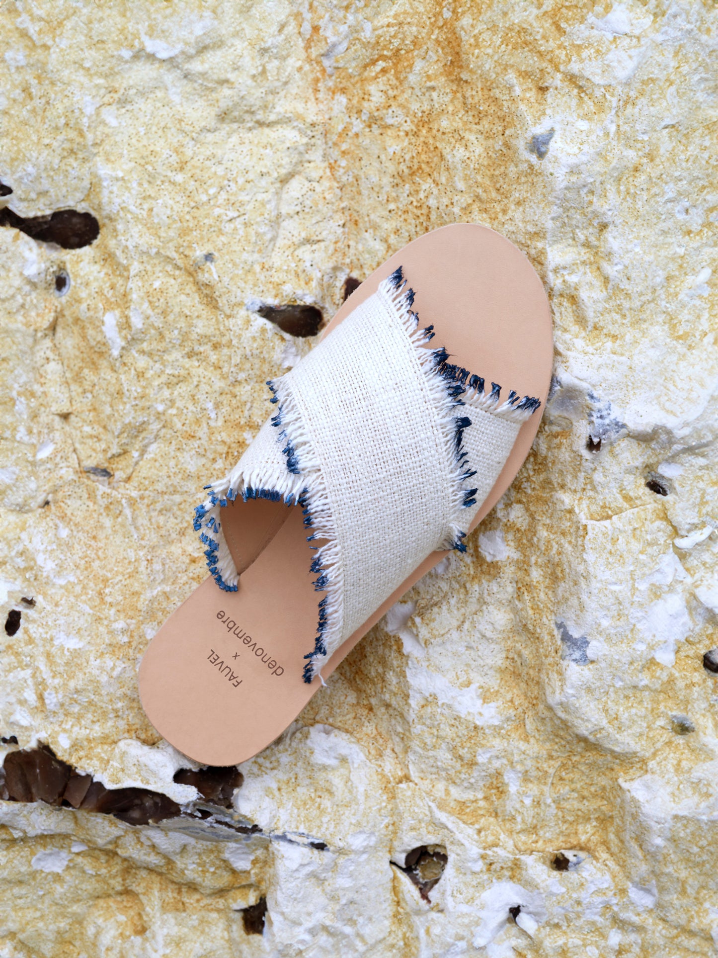 SANDALES CROISÉES - BLANC