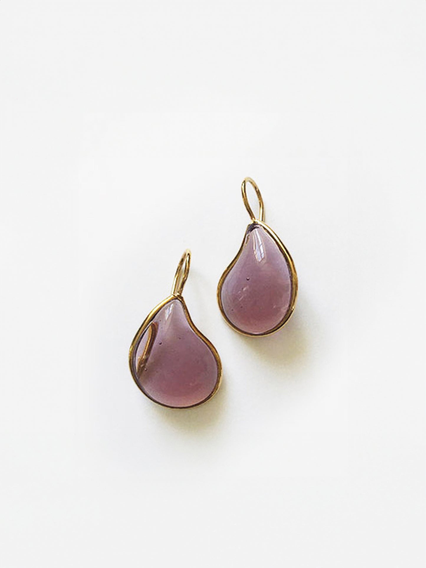 BOUCLES D'OREILLES GOUTTES VIOLET