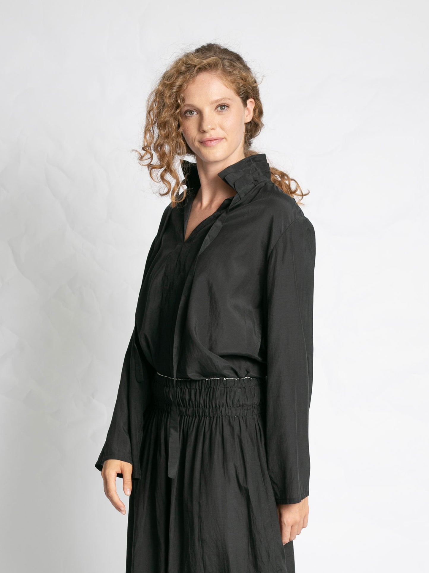 BLOUSE T851 - BLACK
